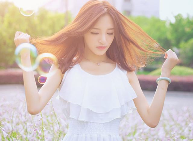 女孩子故意不看你是什么意思（女生故意无视你不看你的原因）