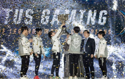 ​英雄联盟的“三冠王”，LCK最大的“排面”，“Faker”李相赫