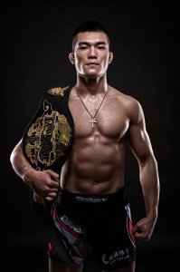 ​刘平原成为第五位进入UFC上海站的中国男选手