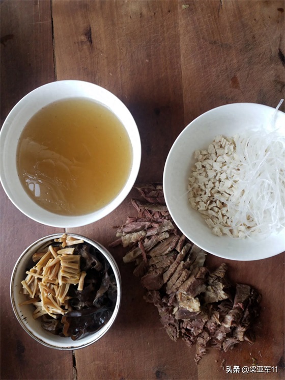 牛肉泡馍的手工做法