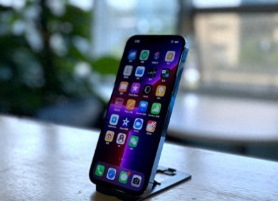 ​苹果13promax参数配置详细(苹果走上了平庸之路？iPhone 13 Pro Max评测)