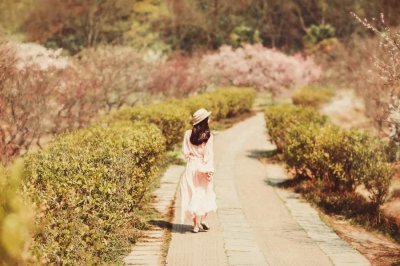 ​徐志摩《陌上花开》原文(徐志摩经典散文：陌上花开)