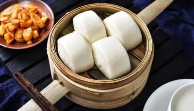 ​蒸馒头是水开蒸还是冷水蒸呢 蒸馒头是冷水蒸还是热水蒸?