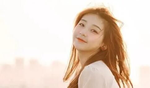 女生说早安怎么回复