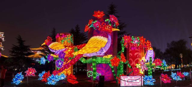 来西安看灯展，两个地方不错过