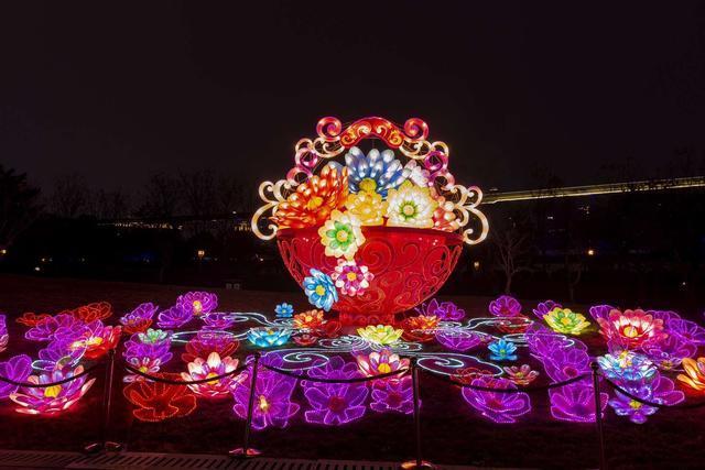 来西安看灯展，两个地方不错过