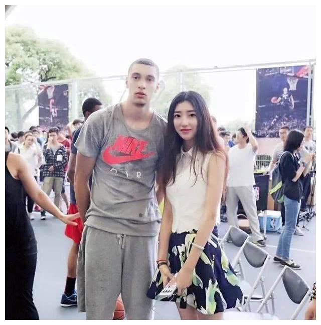 林雪慧为何被球迷称为赤木晴子，她是什么来历？高挑身材和大眼睛