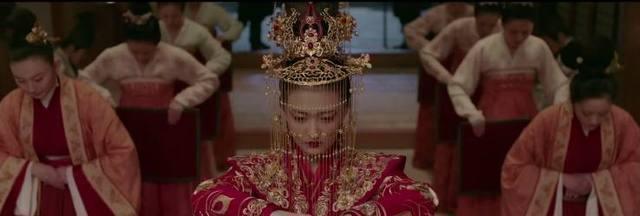 苏语凝贵为皇后却不得所爱，南枯月漓为何毁容被当军妓？