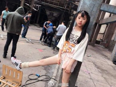 ​除了陈昱霖、张芷溪, 吴秀波还包养了19岁的何蓝逗?