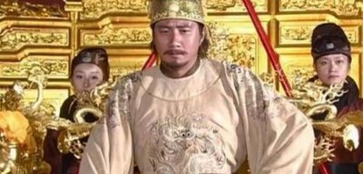 ​朱元璋原本很宠十子朱檀，为何后来杀他王妃，还赐他一个极差谥号