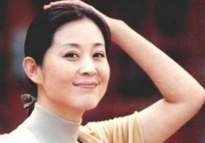 ​倪萍有女儿，为何隐瞒多年从不提起，原来是另有苦衷！