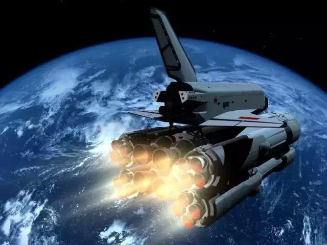 假如以光速旅行，我们这一生能踏遍137亿光年的宇宙吗？