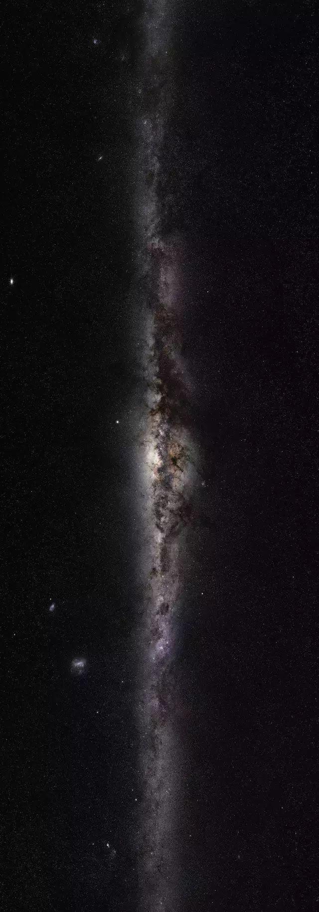 假如以光速旅行，我们这一生能踏遍137亿光年的宇宙吗？