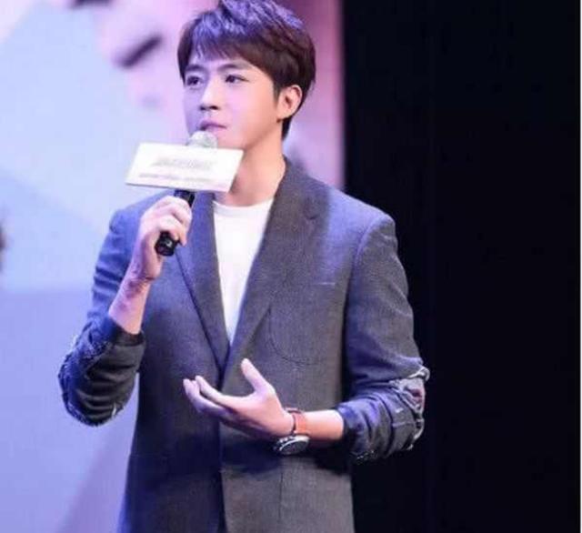 俞灏明近照曝光，“端木磊”再现疑似整容，网友：杨幂看了该后悔