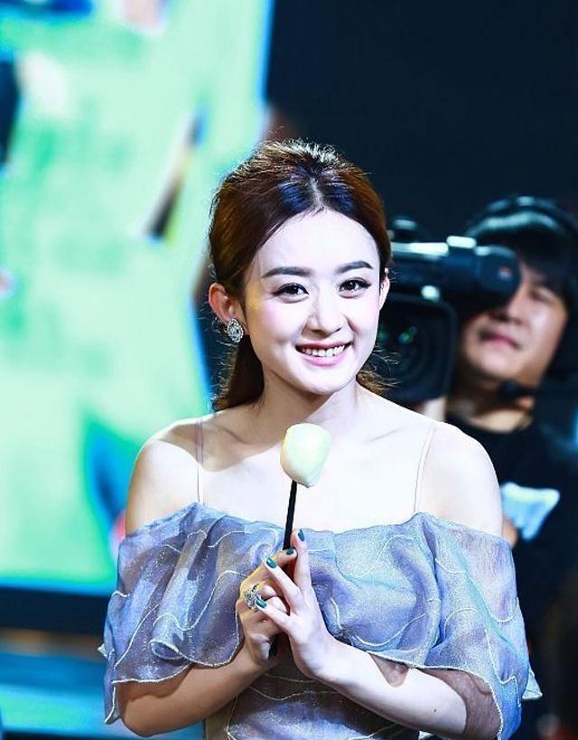 赵丽颖和冯绍峰决定补办婚礼，在巴厘岛举行，伴娘只透漏了两位