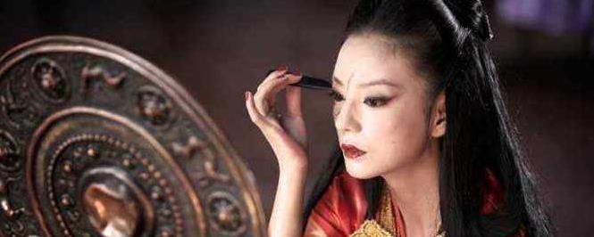 赵薇9岁女儿照片曝光，小四月大眼随妈，样貌却像了黄有龙