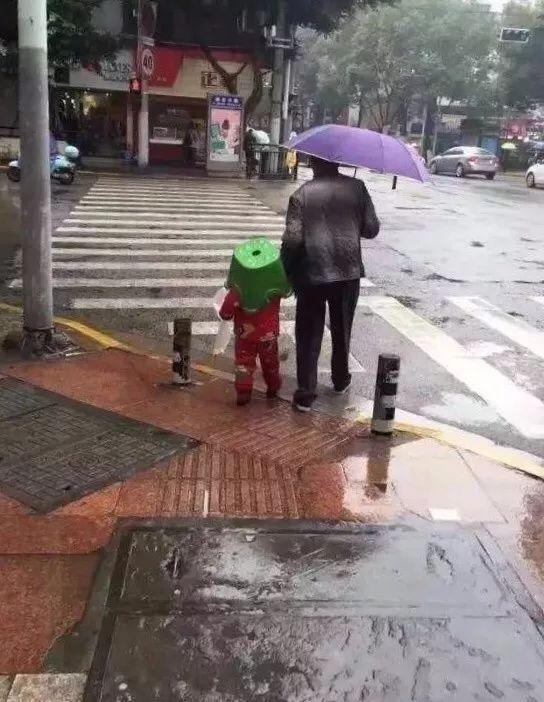 那些年我们一起在影视剧里淋过的雨