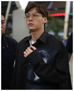 ​小鲜肉李易峰未修图近照曝光，面容憔悴令粉丝心疼
