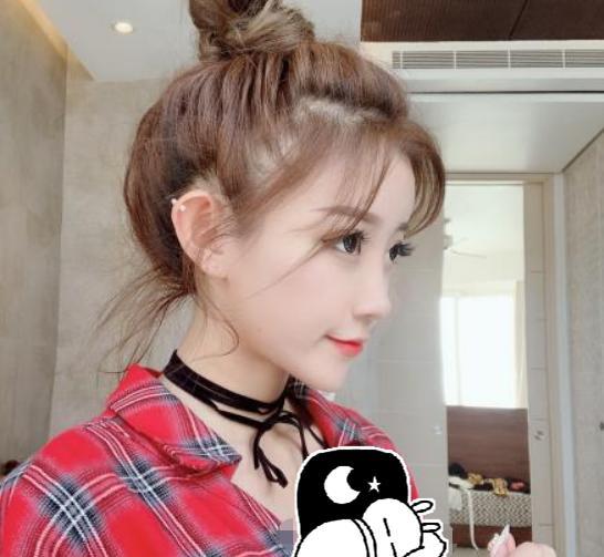 “快手一姐”沦为跳舞者，跑到蹭仙洋热度，716公司要凉凉？