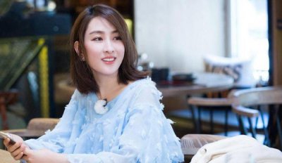 ​马苏与小鲜肉四目相对，这是要认爱的节奏吗？