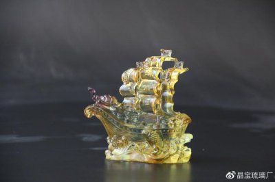 ​琉璃艺术品在收藏市场的前景和价值分析