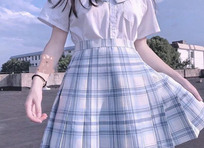 形容水清澈的优美句子精选19句