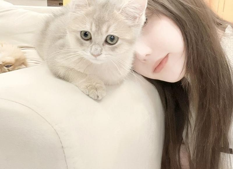 女生提不合理要求，并说“你不这样做，代表不爱我”，怎么解决？