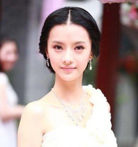 ​教你11款中分发型扎法！