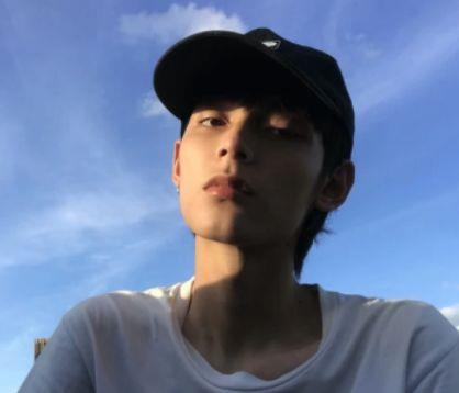 默默的祝你生日快乐的句子