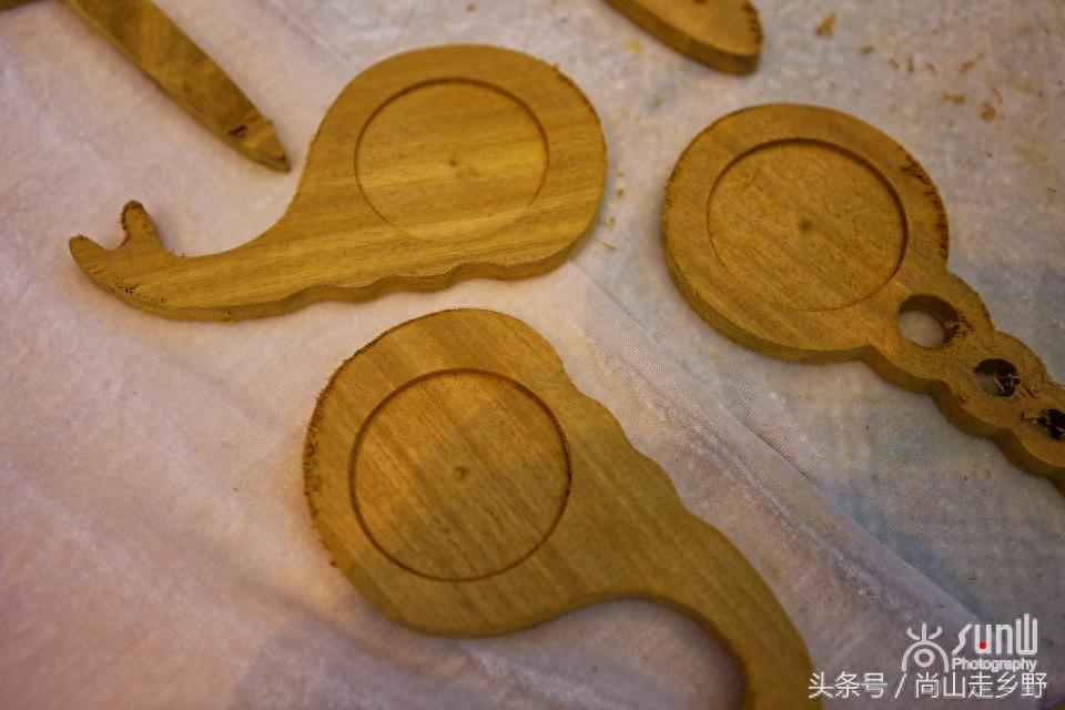 生活中实用的木制小工艺品你有没有自己动手做过？