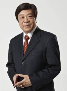 ​赵忠祥80岁的妻子照片曝光,终于明白为何他从不带妻子参加活动