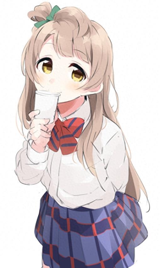 动漫美少女倾心演绎半扎丸子头，甜美又可爱的美图欣赏