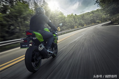 川崎 Ninja 400 国内上市发布 售价4.98万元