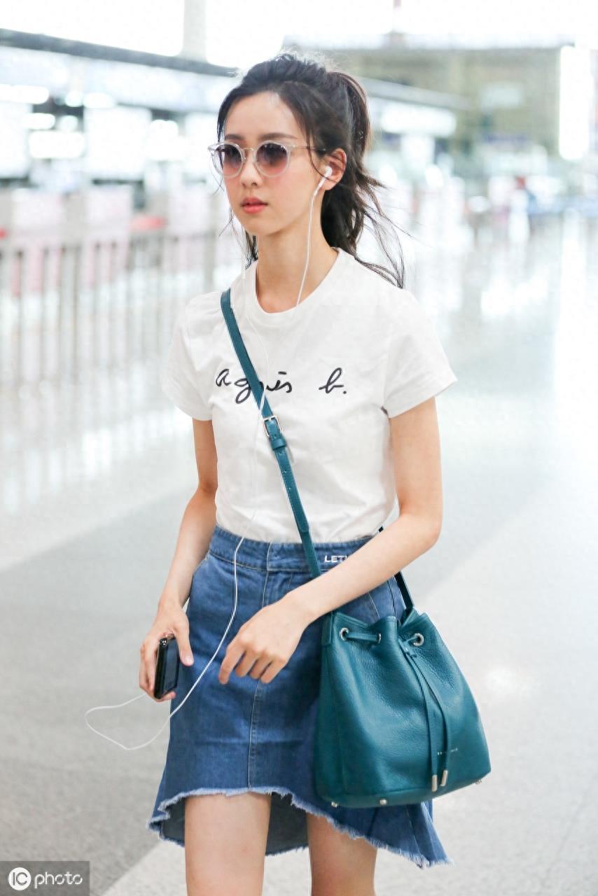 清丽脱俗的美人——陈都灵