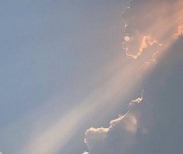 ​异地恋坚持下去的说说 异地恋触动人心的话摘录26句