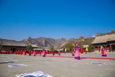 ​图说：第四届天下大同金婚庆典隆重举行
