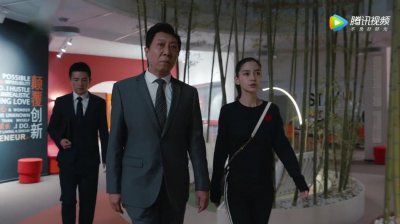 ​杨颖的“父亲”原来是我国一级演员，他又有什么样的精彩故事呢
