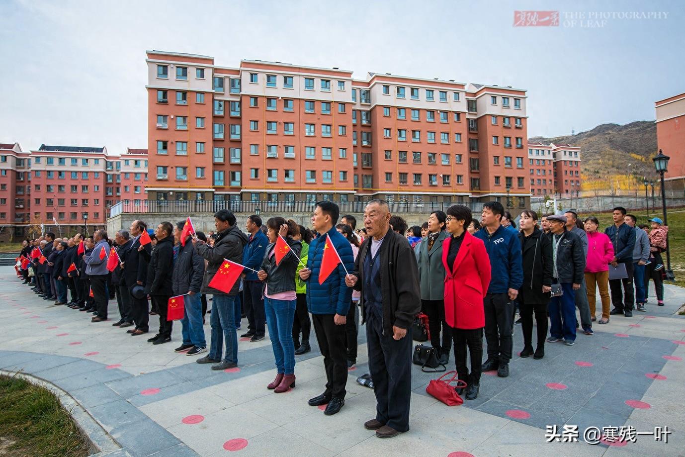 经常有人问新疆安全吗？不用我来说，让他们来告诉你