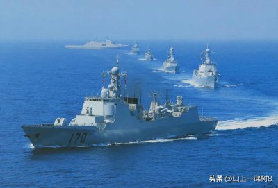 ​中印海军实力对比，印度海军表面实力还行，实际二流海军