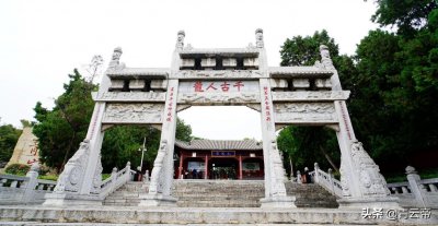 ​古迹胜地：南阳卧龙岗_武侯祠，诸葛亮躬耕地