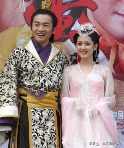 ​都在祝张娜拉新婚快乐，只有我还记得圈钱门？