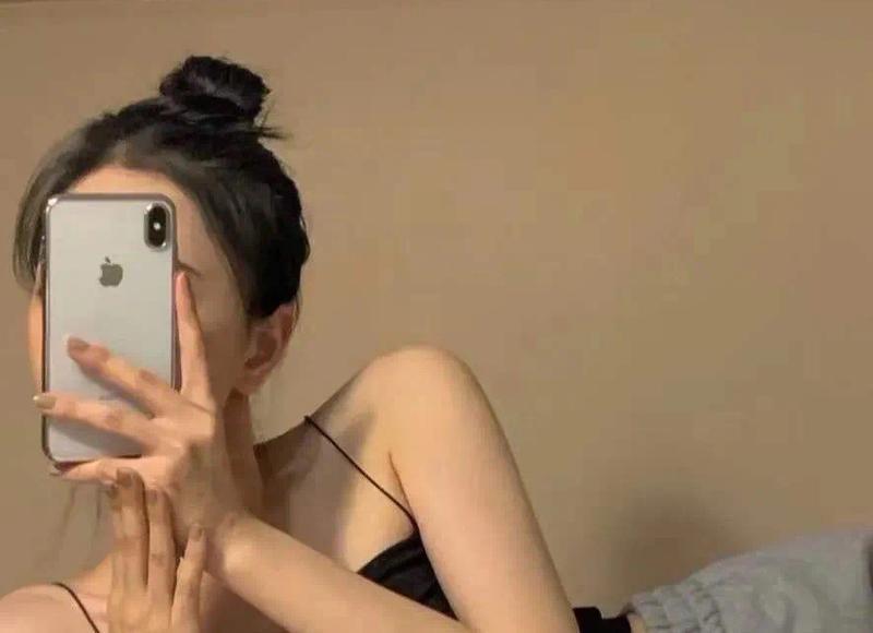 对女人的情话2025[适合早上发的情话套路]