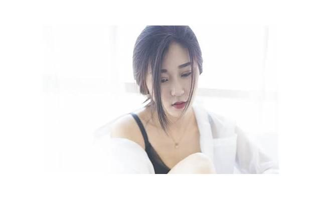 经典哄女朋友开心的话：你是我最初也是最后爱的人