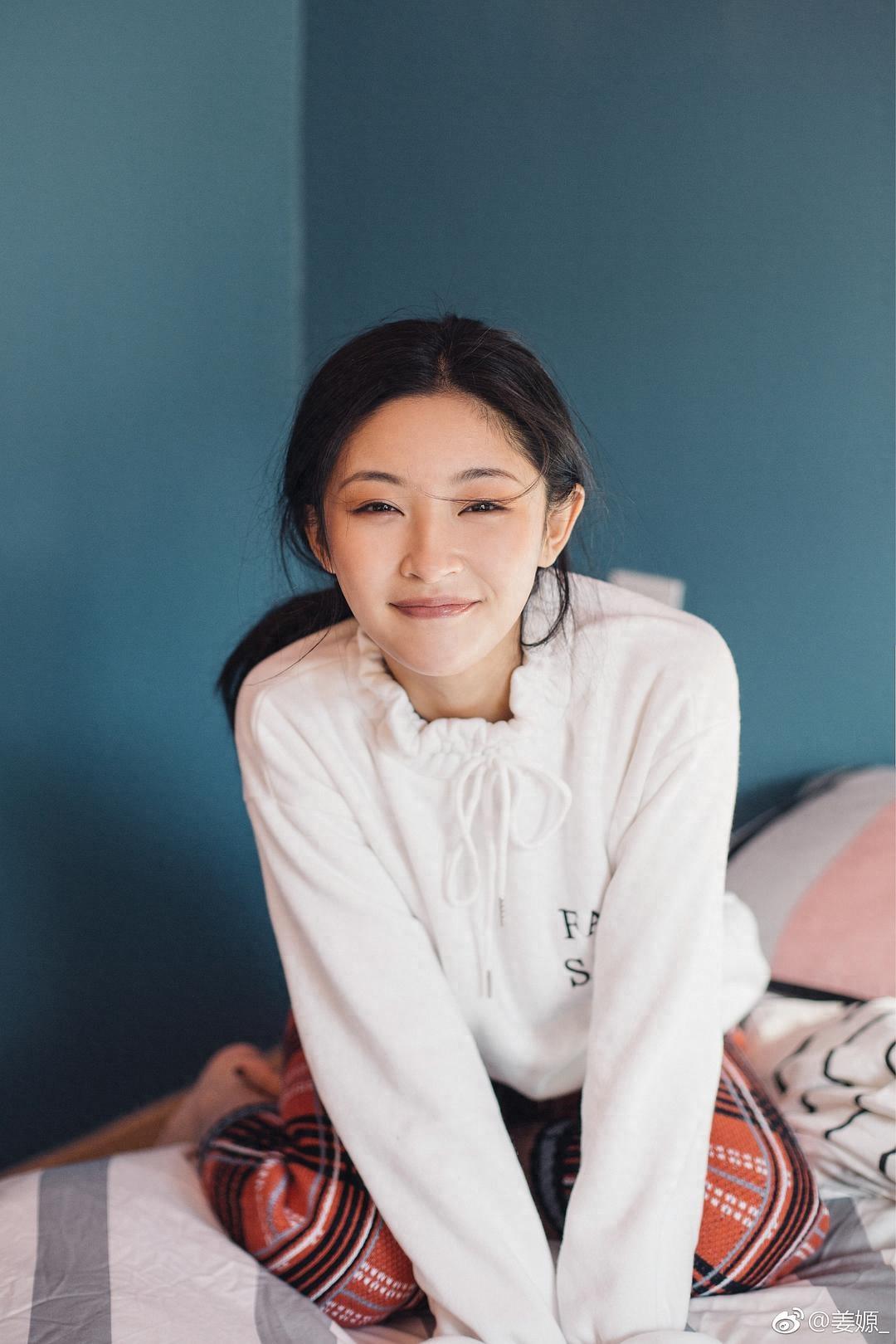 内地新人姜嫄