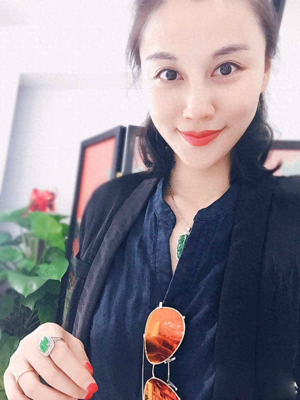 江易珈在电视剧《最美的时光》有着出色的表演，女强人角色受认可