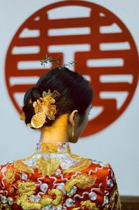 ​秀禾服的颜色有什么讲究？各种颜色的秀禾服有什么含义？