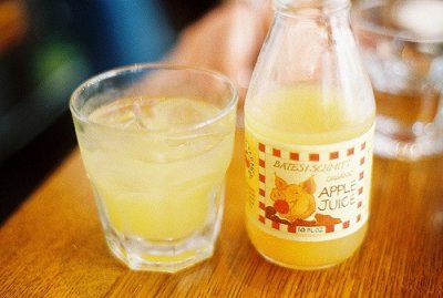 ​七一建党节祝福语，经济腾飞国力壮，民心向党斗志坚