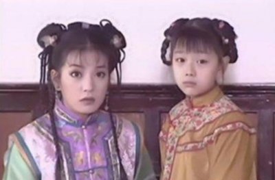 ​她是《还珠格格》中的小鸽子，12岁成名为学业退圈，今活成这样