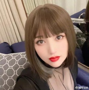 ​黄圣依介绍男朋友，李智楠等她十八年仍被拒，金莎才不是恋爱小白