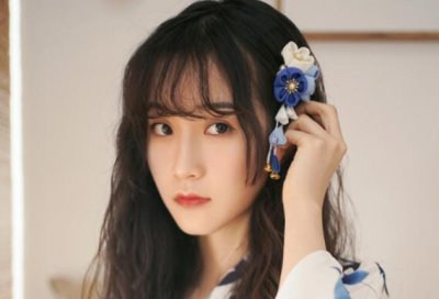 ​用微笑掩饰悲伤的句子